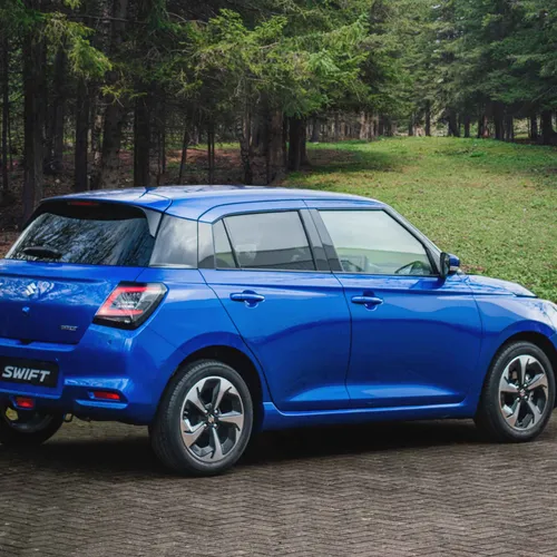 2024-swift-hybrid-uk-version-suzuki-1w5ex77777809a33guim2p7_thumb (1) Rental 4
